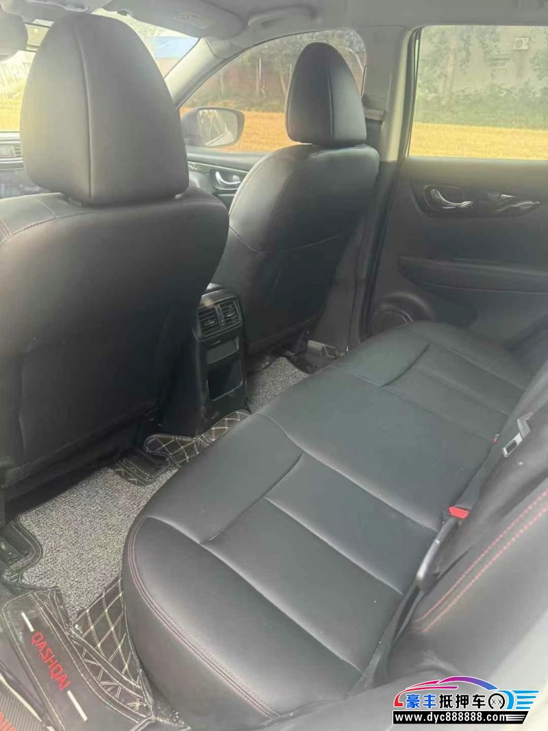 22年日产逍客轿车抵押车出售