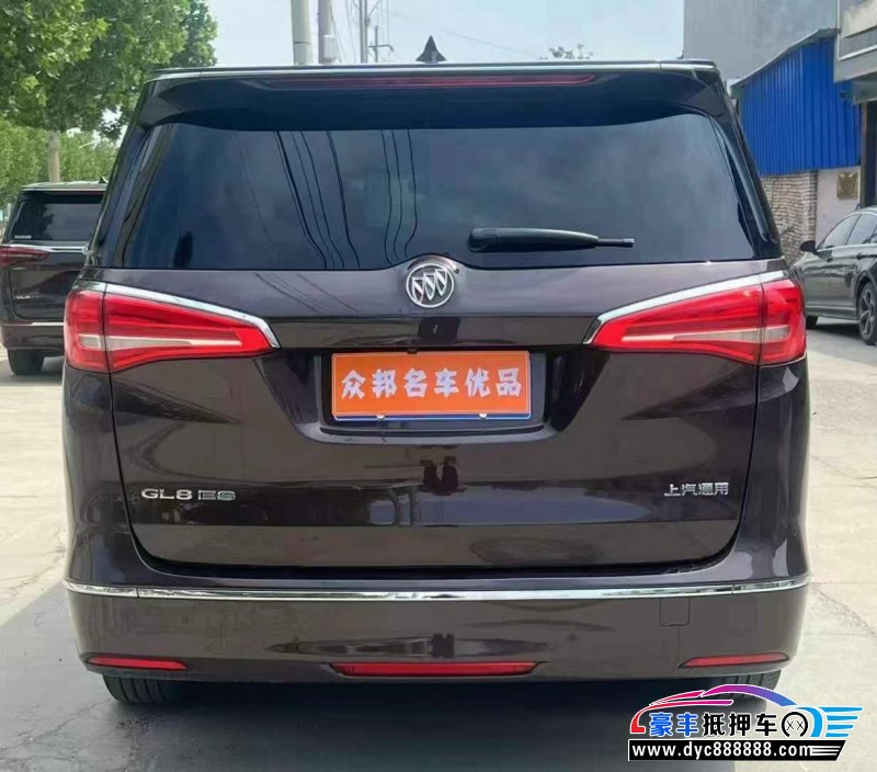 17年别克GL8轿车抵押车出售