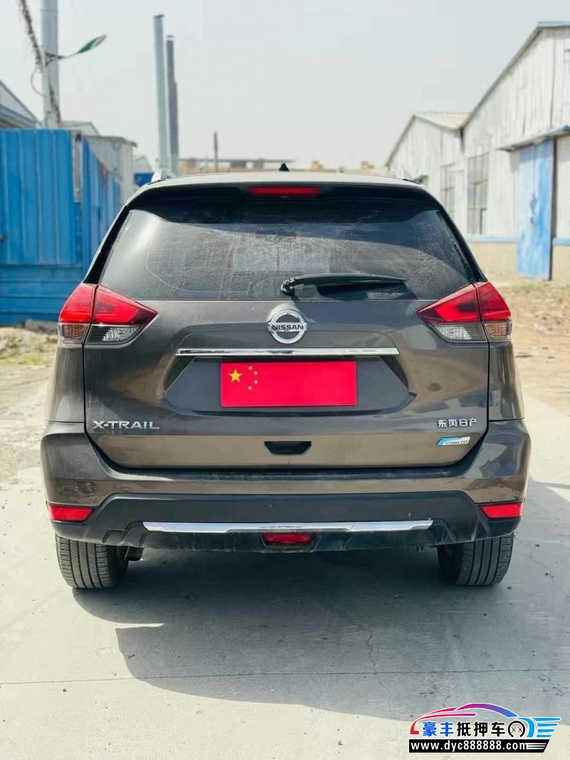 18年日产奇骏轿车抵押车出售