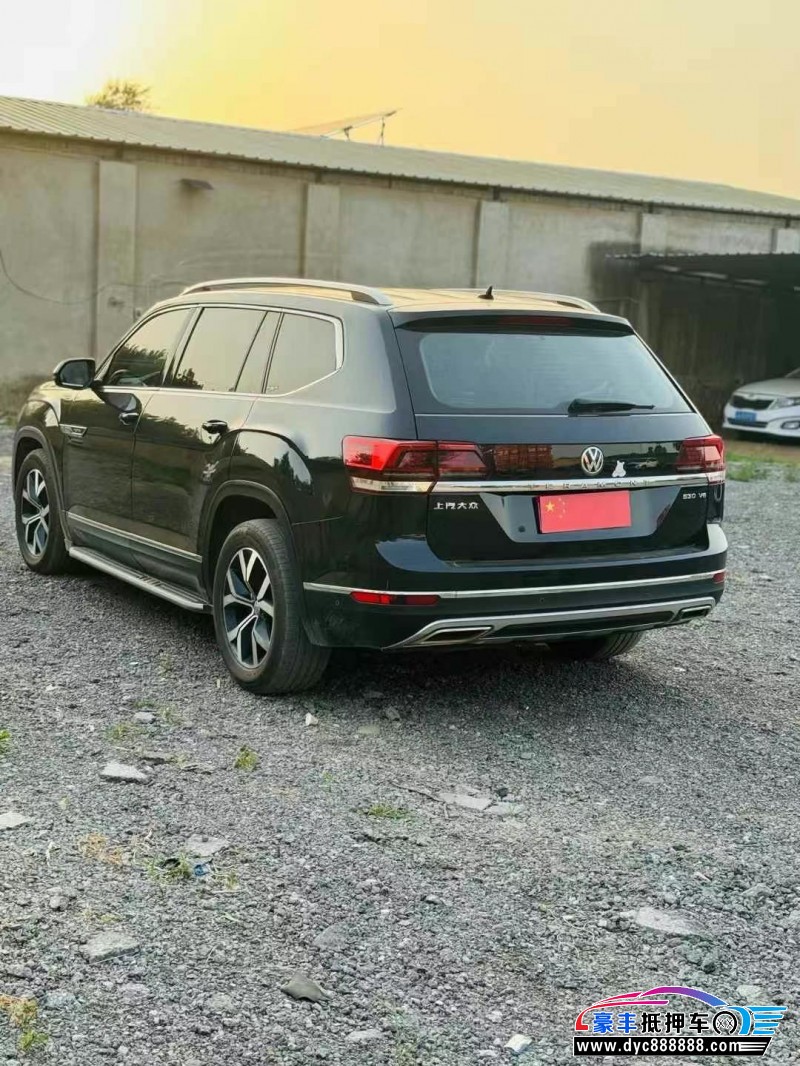 18年大众途昂轿车抵押车出售