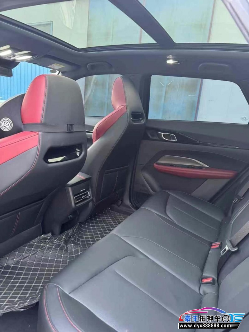 24年长安欧尚Z6轿车抵押车出售