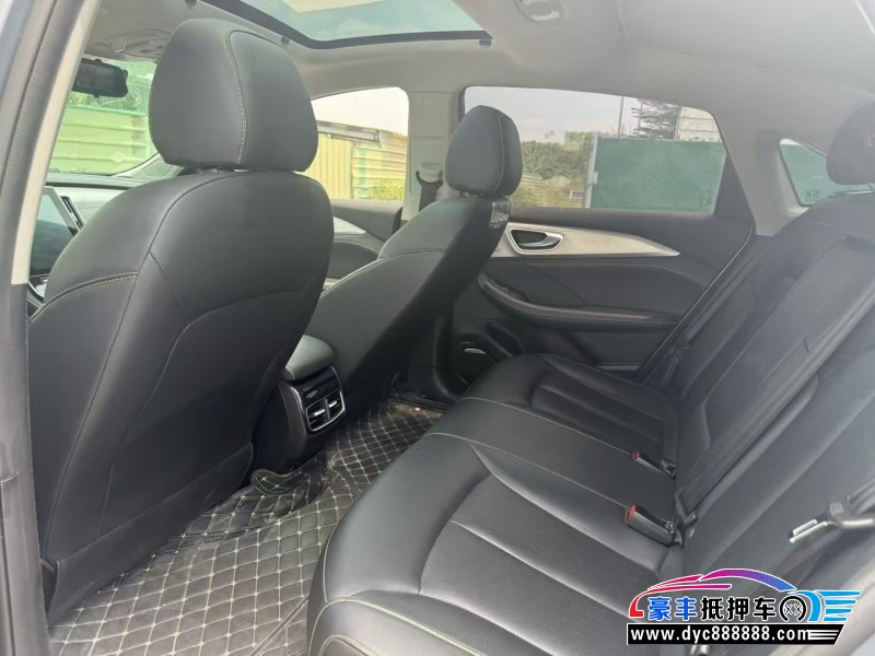 24年荣威i6轿车抵押车出售