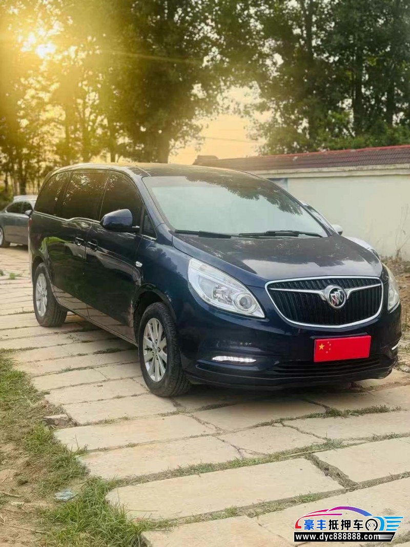 17年别克GL8轿车抵押车出售