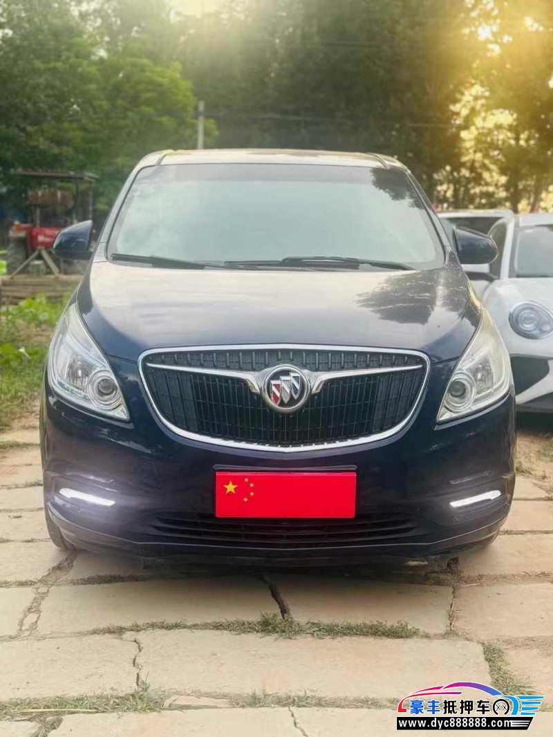 17年别克GL8轿车抵押车出售