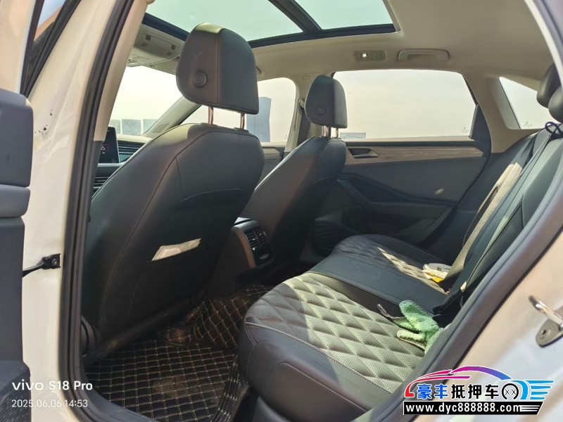 23年大众速腾轿车抵押车出售