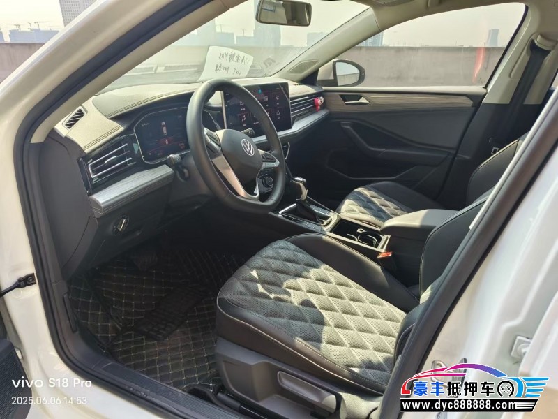 23年大众速腾轿车抵押车出售