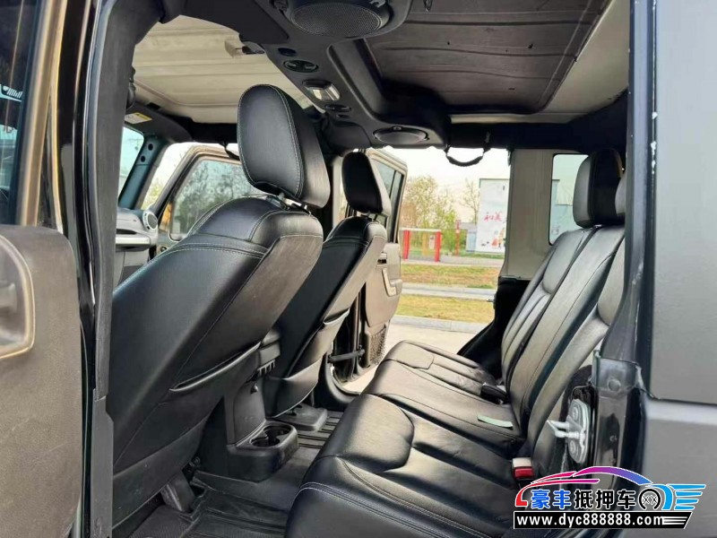 16年Jeep牧马人轿车抵押车出售