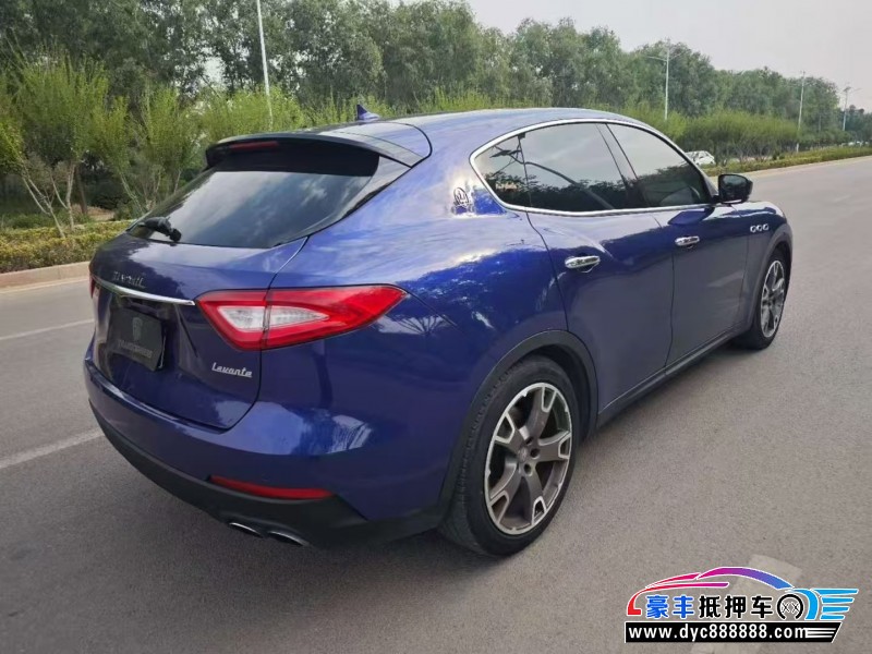 17年玛莎拉蒂莱万特轿车抵押车出售