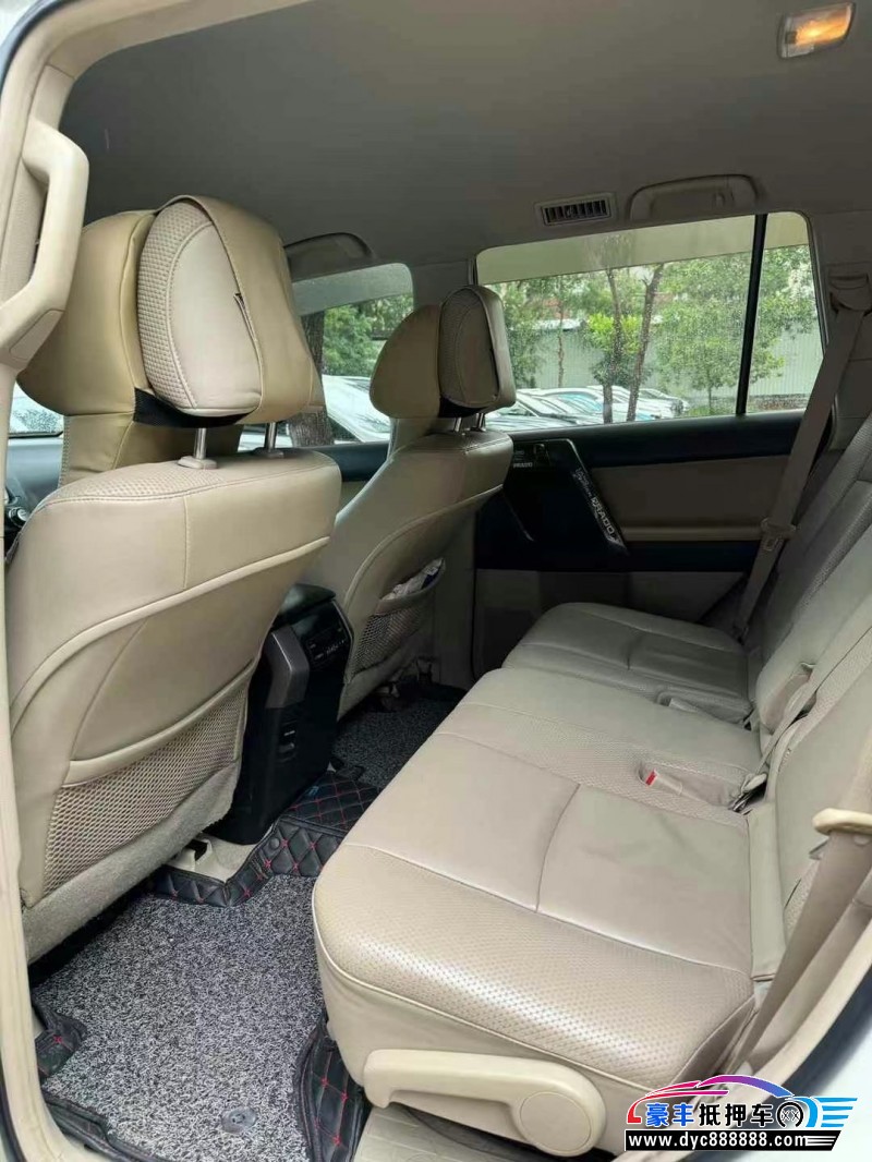 13年丰田普拉多（霸道）轿车抵押车出售