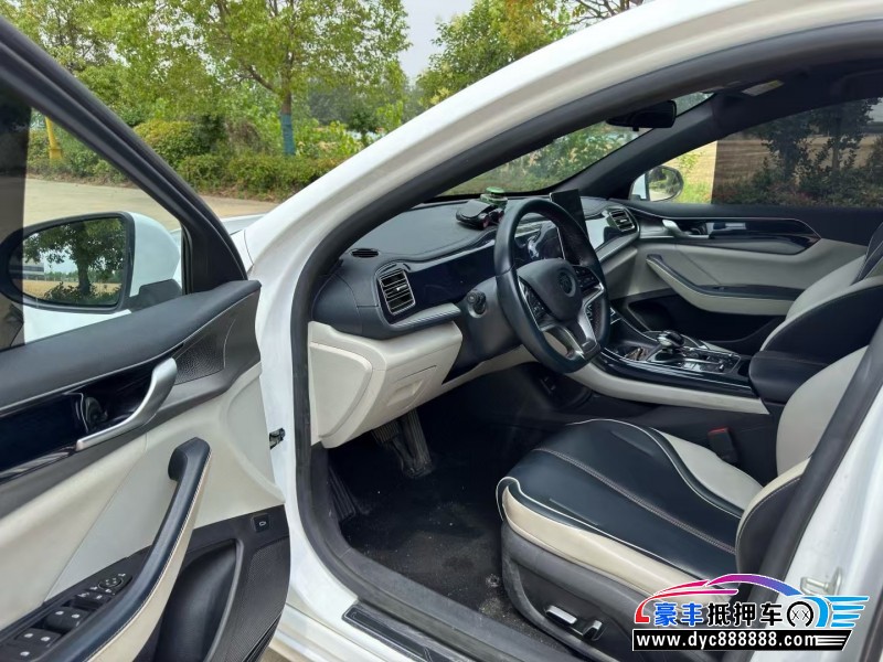 23年比亚迪秦轿车抵押车出售