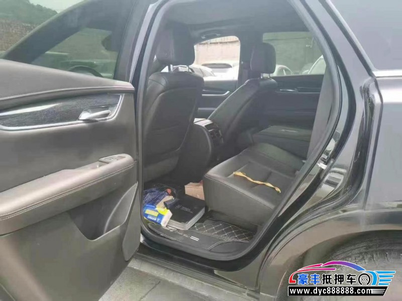 22年凯迪拉克XT5轿车抵押车出售