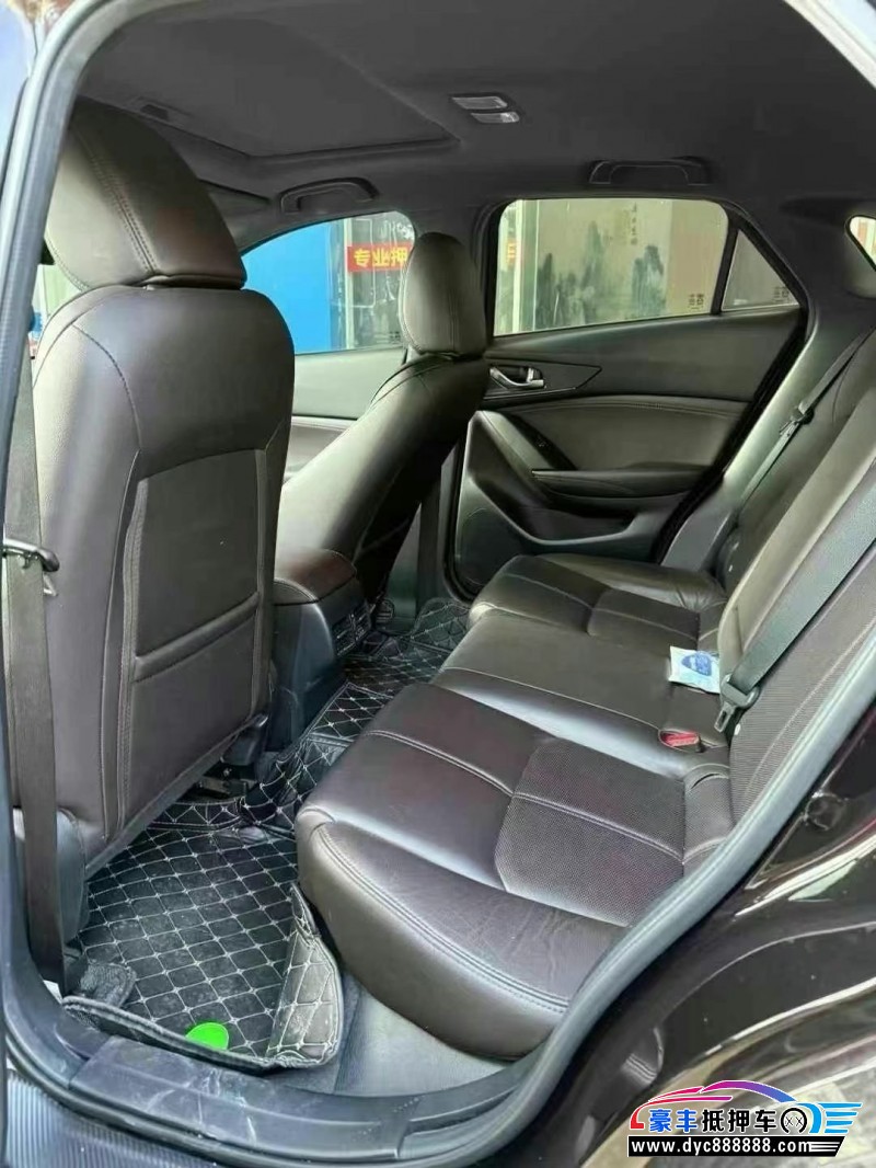 21年马自达CX-4轿车抵押车出售