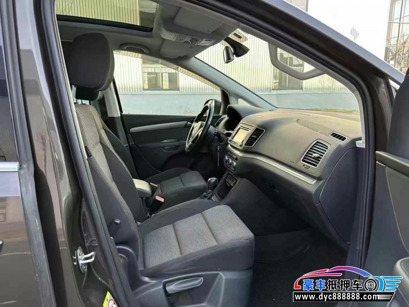 14年大众夏朗轿车抵押车出售