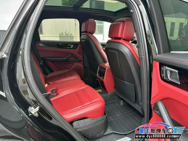 23年保时捷卡宴轿车抵押车出售