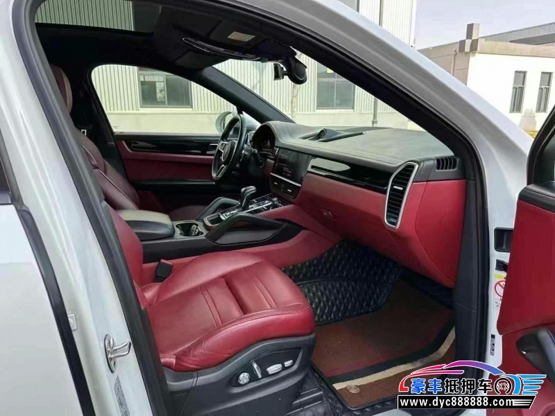 20年保时捷卡宴轿车抵押车出售