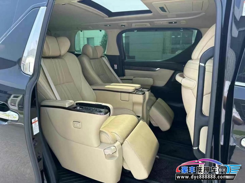 21年丰田威尔法轿车抵押车出售