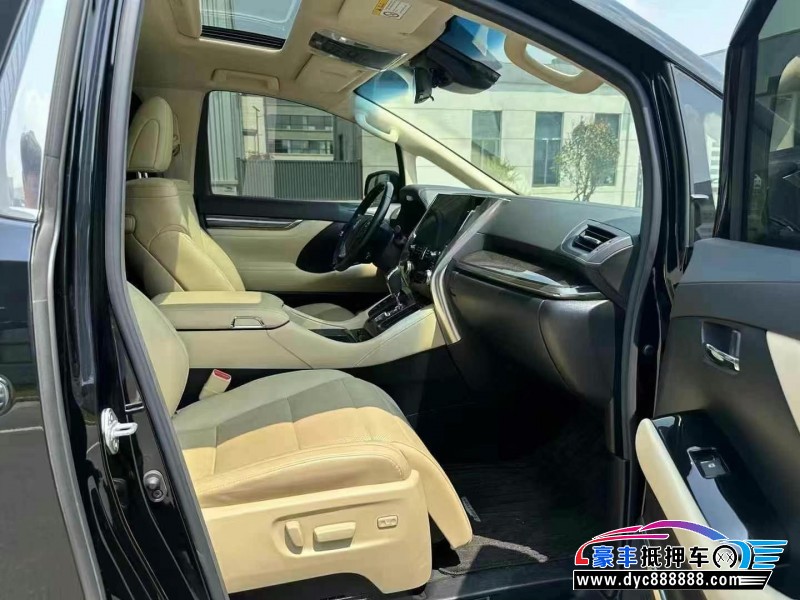 21年丰田威尔法轿车抵押车出售