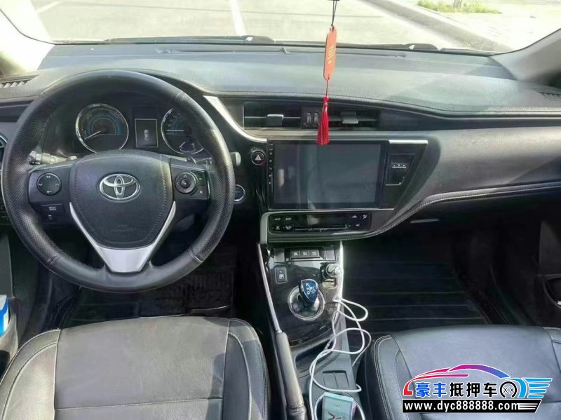 17年丰田卡罗拉轿车抵押车出售