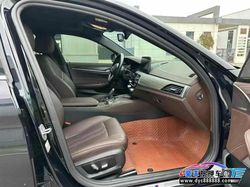 22年宝马5系轿车抵押车出售