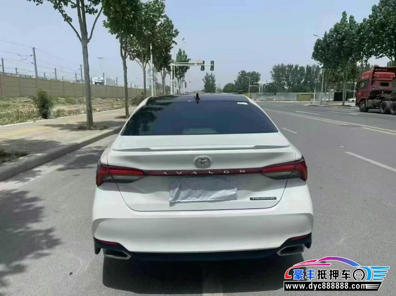 19年丰田亚洲龙轿车抵押车出售