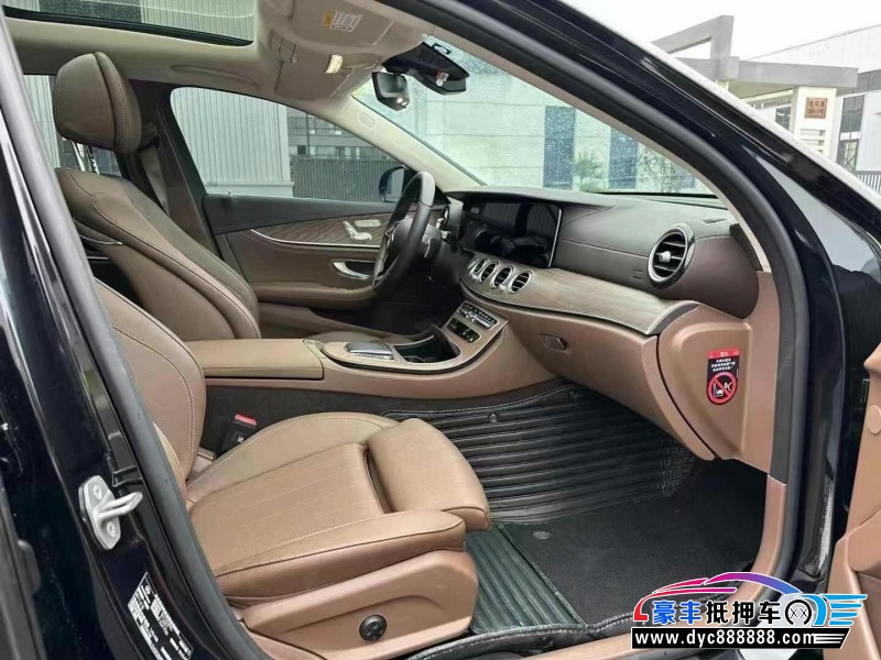 23年奔驰E轿车抵押车出售