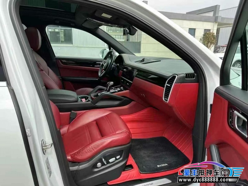 19年保时捷卡宴轿车抵押车出售