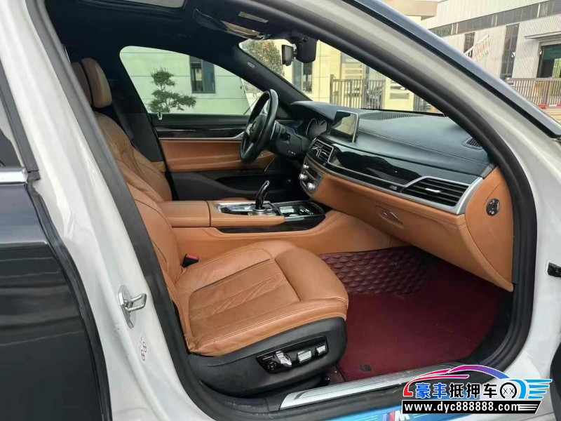 19年宝马7系轿车抵押车出售