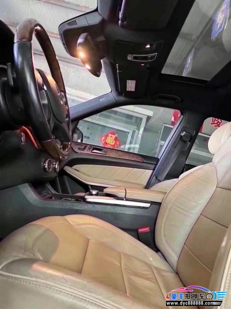 13年奔驰GL轿车抵押车出售