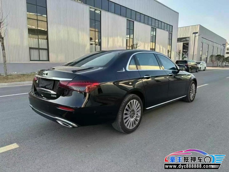 22年奔驰E轿车抵押车出售