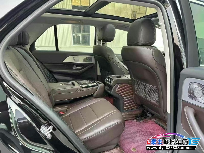 19年奔驰GLE轿车抵押车出售