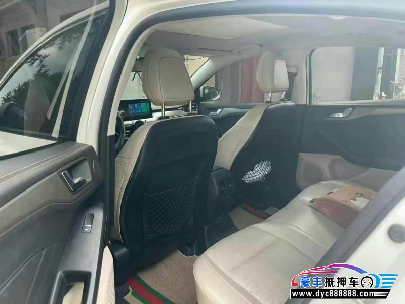 21年福特福克斯轿车抵押车出售