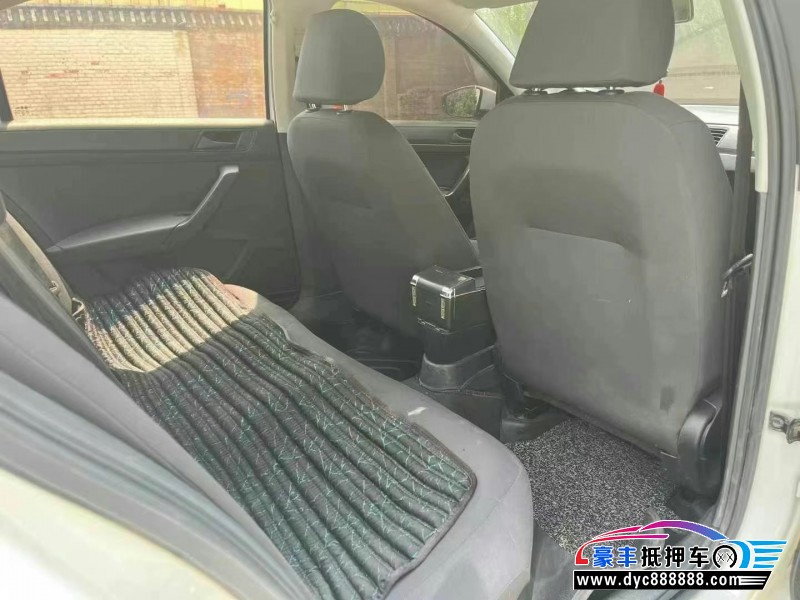 17年大众桑塔纳轿车抵押车出售