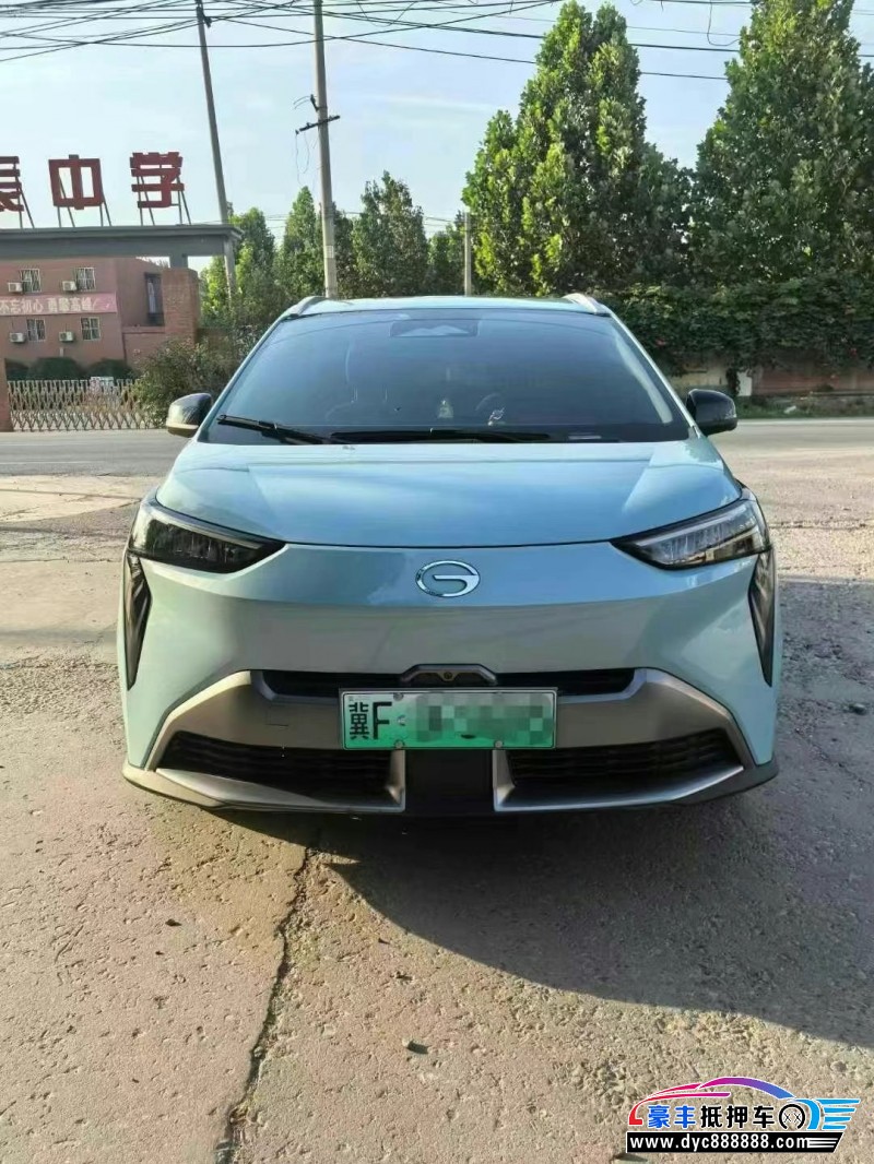 22年埃安Y70轿车抵押车出售