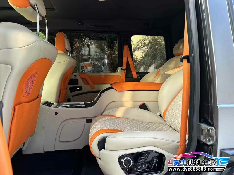 16年奔驰G轿车抵押车出售