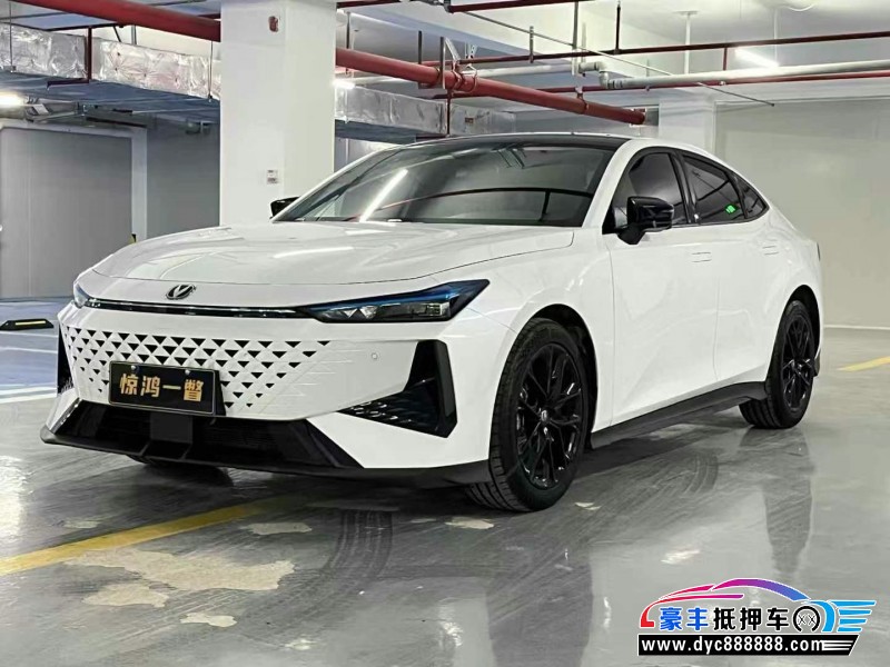 24年长安长安UNI轿车抵押车出售