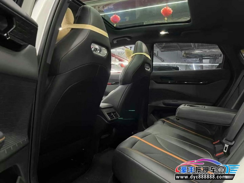 24年长安长安UNI轿车抵押车出售