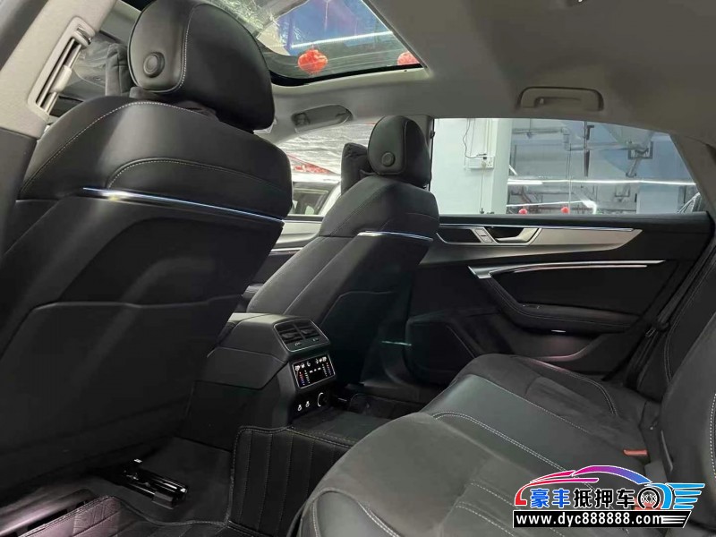 24年奥迪A7轿车抵押车出售