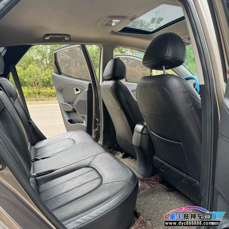 16年现代ix35SUV抵押车出售