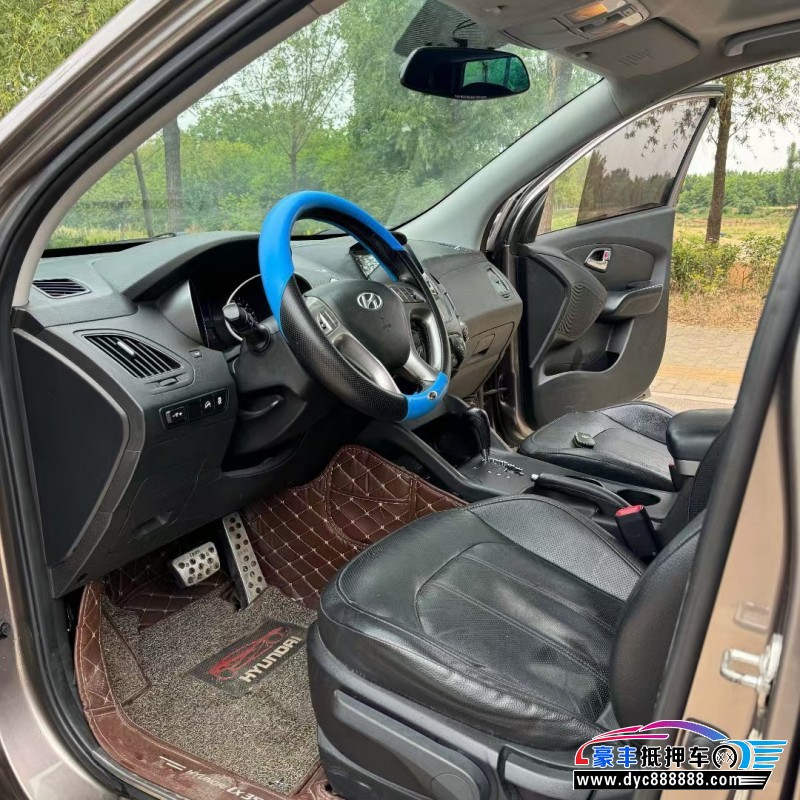 16年现代ix35SUV抵押车出售