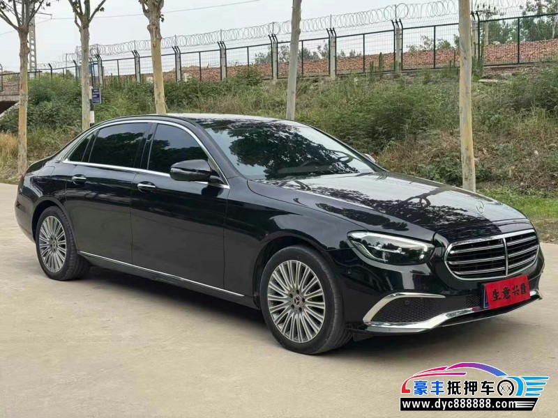 22年奔驰E轿车抵押车出售