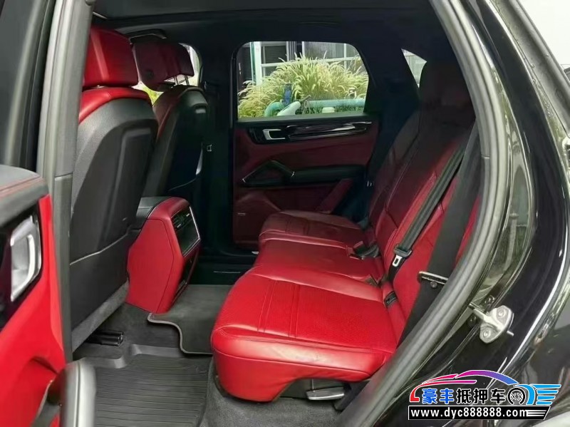 19年保时捷卡宴轿车抵押车出售