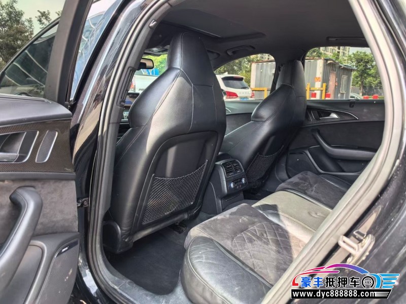 14年奥迪S6轿车抵押车出售