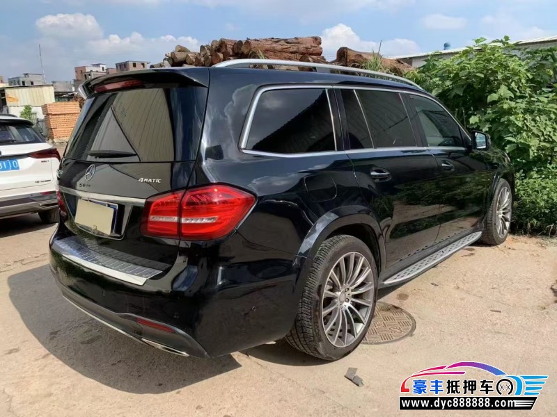 18年奔驰GLS轿车抵押车出售