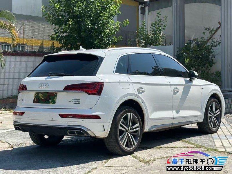 21年奥迪Q5轿车抵押车出售