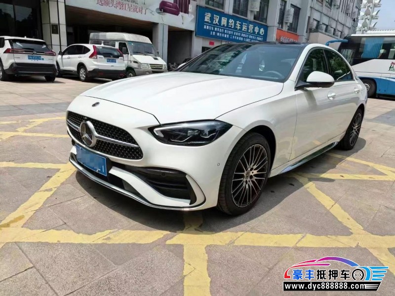 24年奔驰C轿车抵押车出售