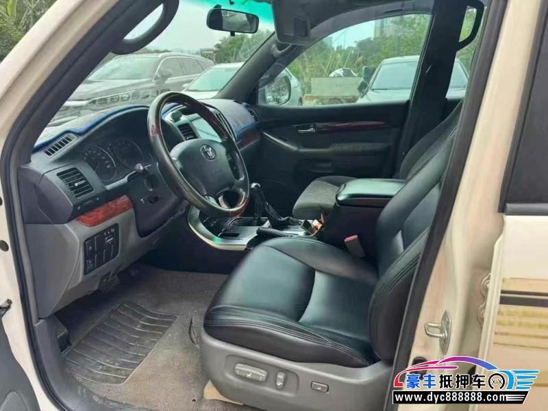 09年丰田普拉多（霸道）轿车抵押车出售