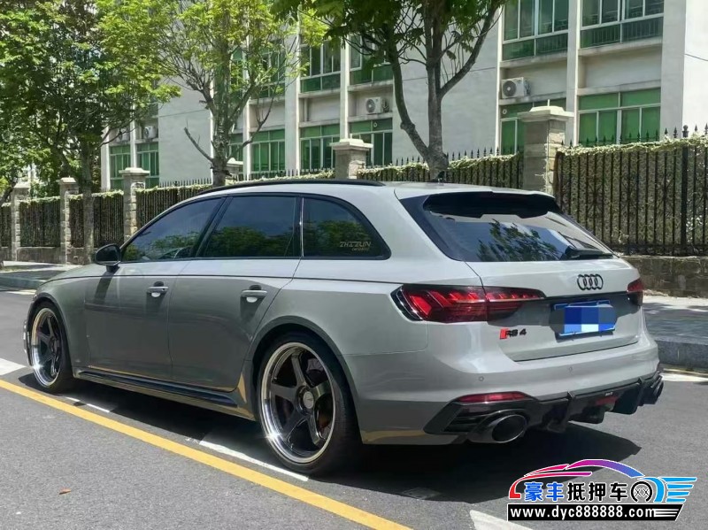 21年奥迪RS4轿车抵押车出售