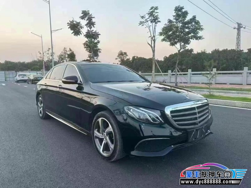 19年奔驰E轿车抵押车出售