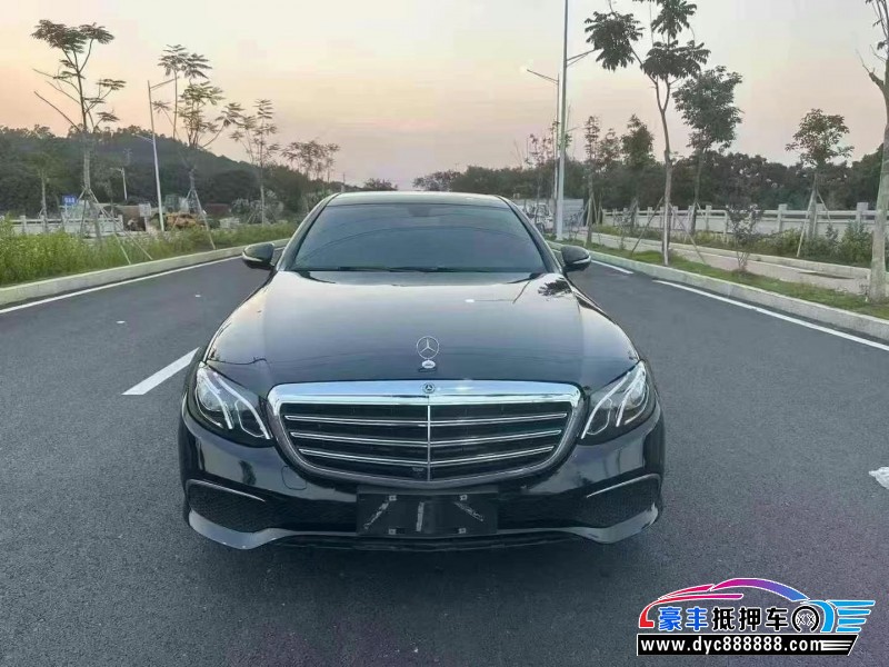 19年奔驰E轿车抵押车出售