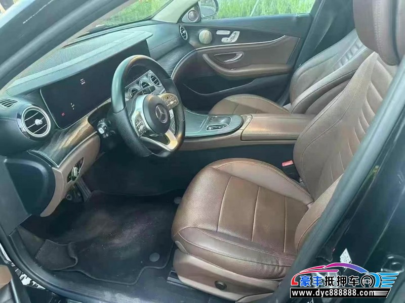 19年奔驰E轿车抵押车出售